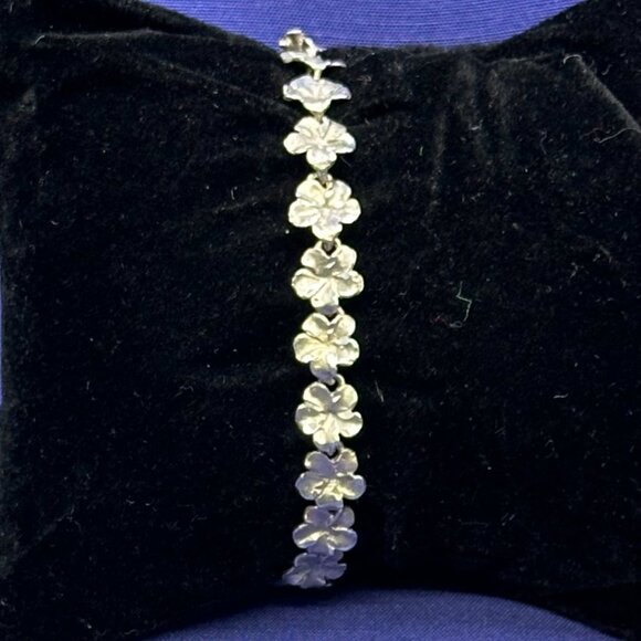 Dainty Sterling Silver Flower Link Bracelet - Picture 1 of 14